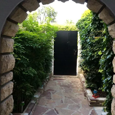 Cosy Apartment Proche Paris Et Disneyland Gagny Exterior photo